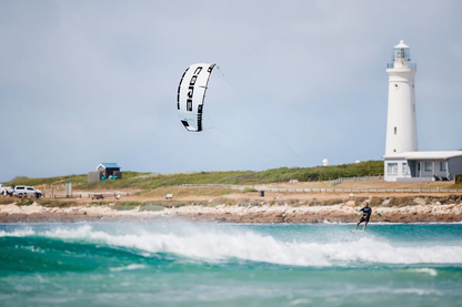 CORE XLITE 2 – One-Strut Foil Performance Kite